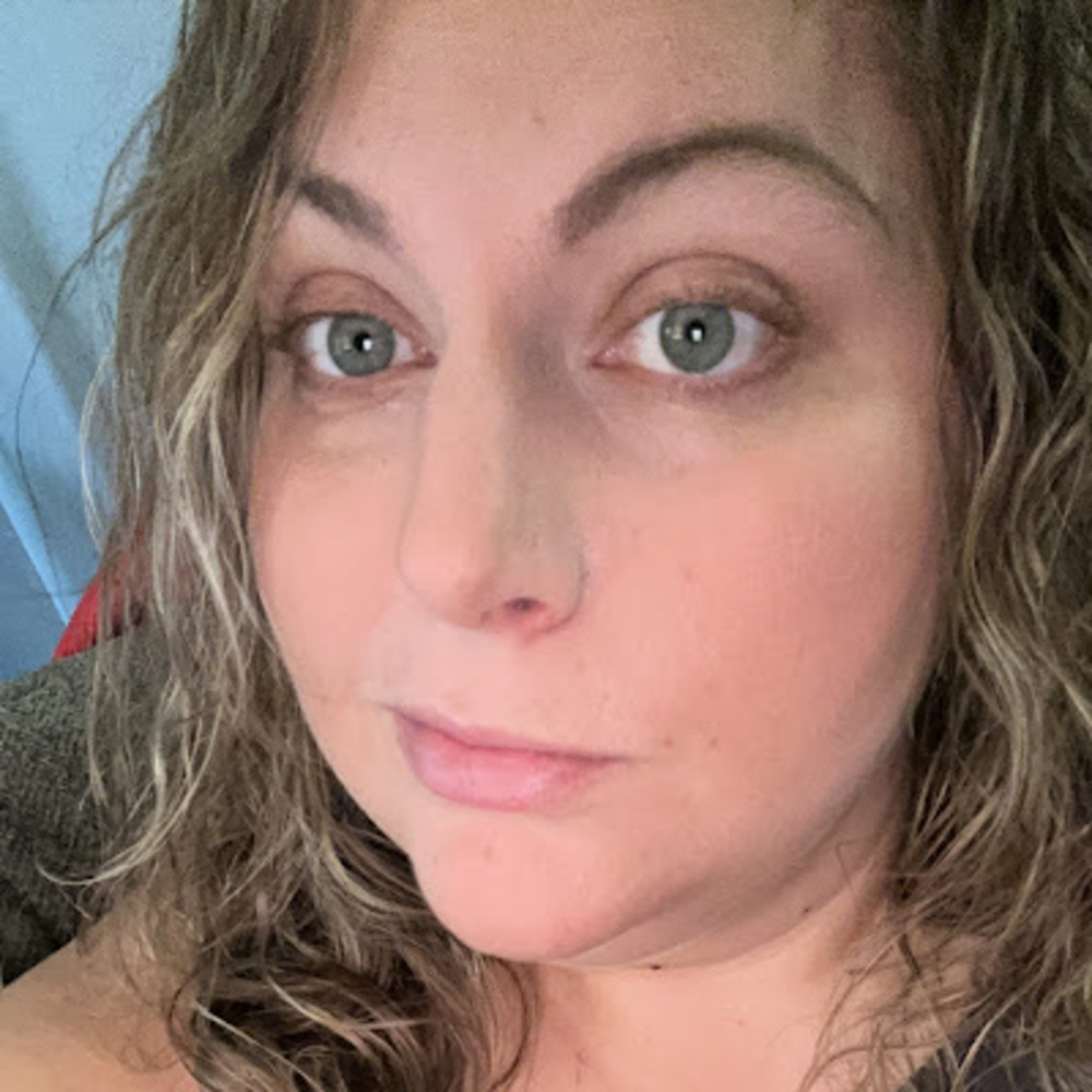 Meet your Posher, Carrie
